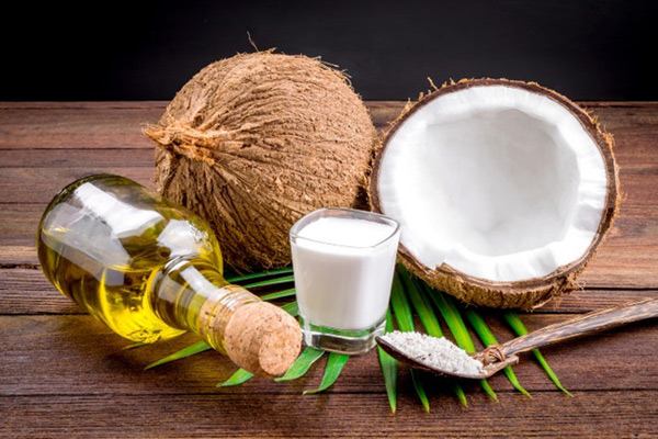 Bạn đã biết công dụng của dầu dừa với da mặt ?