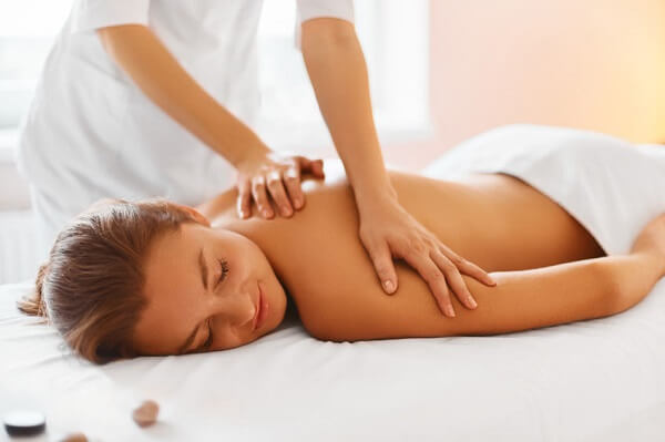 Hướng dẫn cách massage toàn thân tại nhà