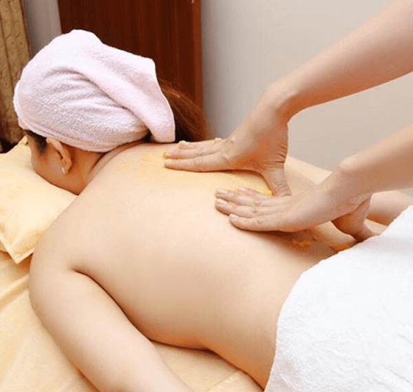 huong-dan-cach-massage-toan-than-tai-nha-3