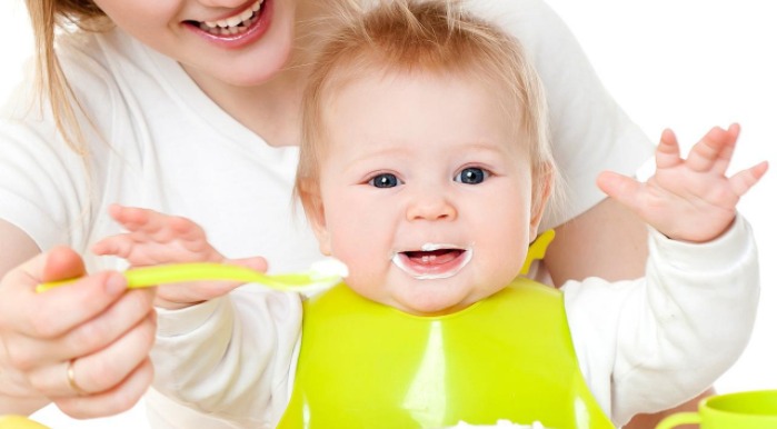 Trẻ 1 tuổi biếng ăn : Nguyên nhân vì sao và những việc mẹ nên làm